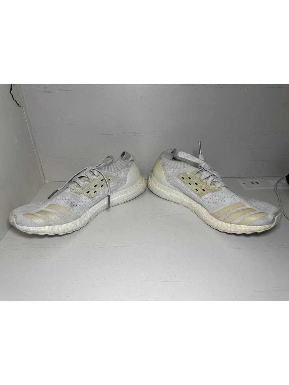 Adidas Women’s UltraBoost Uncaged White Running Shoes Sneakers Size 8.5